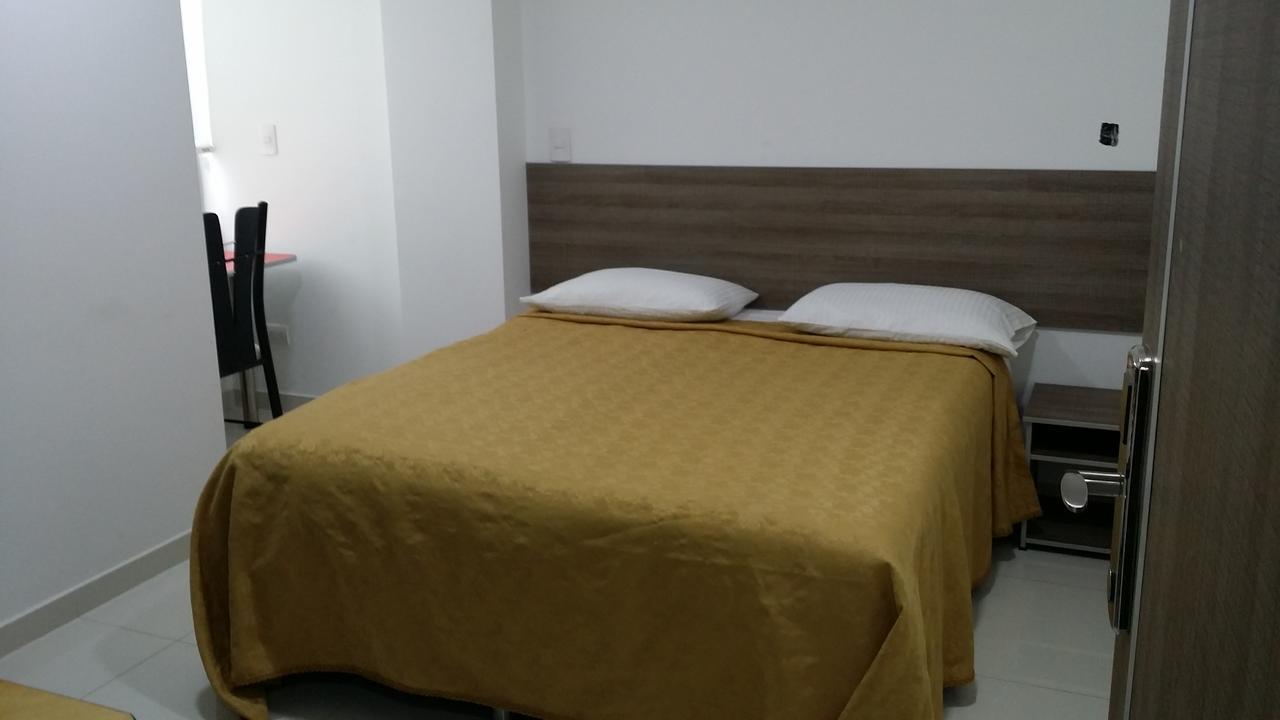A Bogota On Holidays By Open - Hotel Cas-Embajada Americana Buitenkant foto