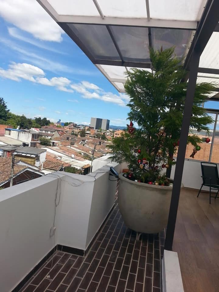A Bogota On Holidays By Open - Hotel Cas-Embajada Americana Buitenkant foto